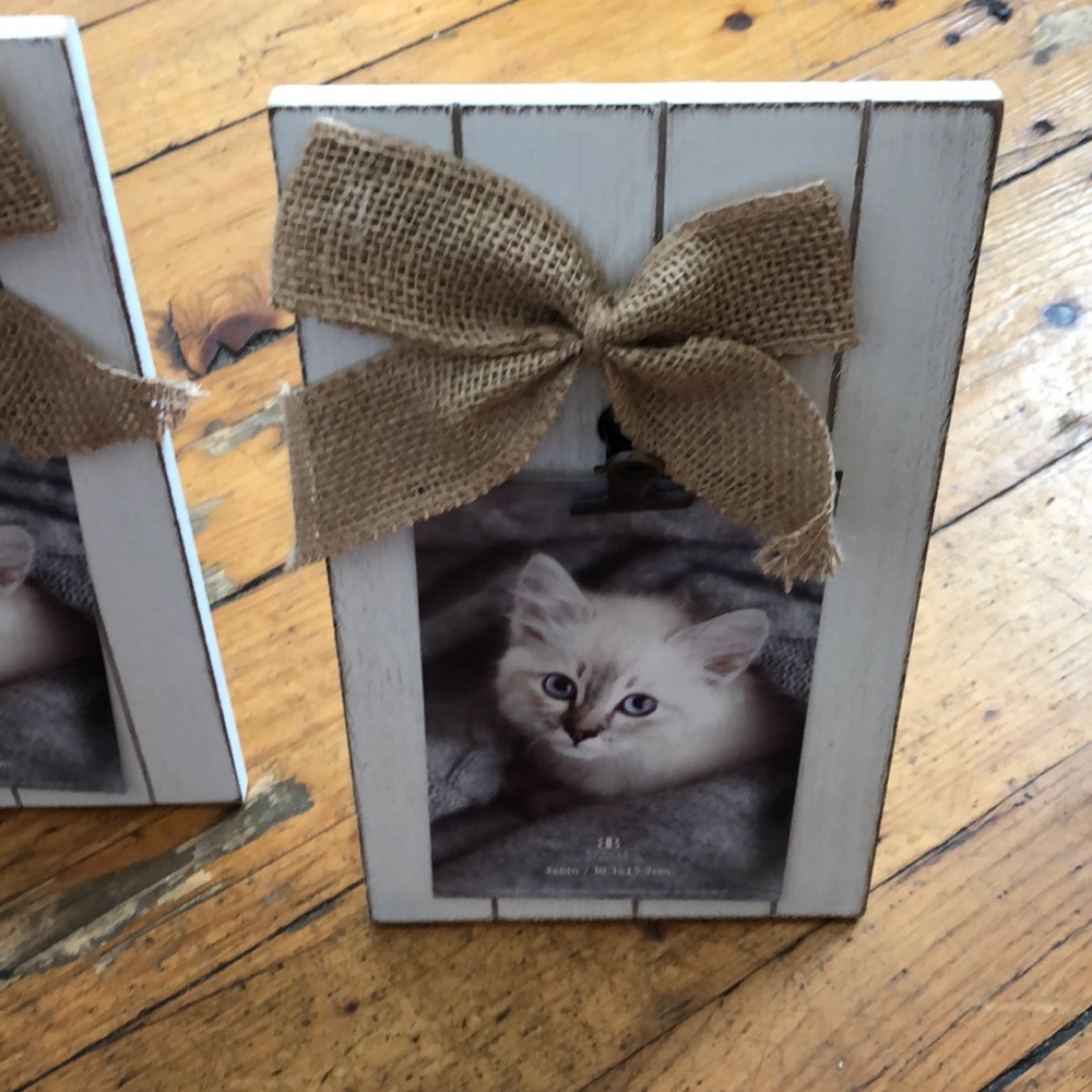 Pictures Frame Stand Set - Picture 3 of 6